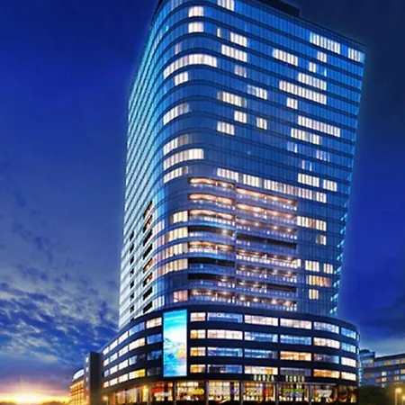 Apartment Hanza Tower White - 25 & Pool & Jacusi & Sauna